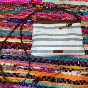 Fossil brand medium crossbody 🤎